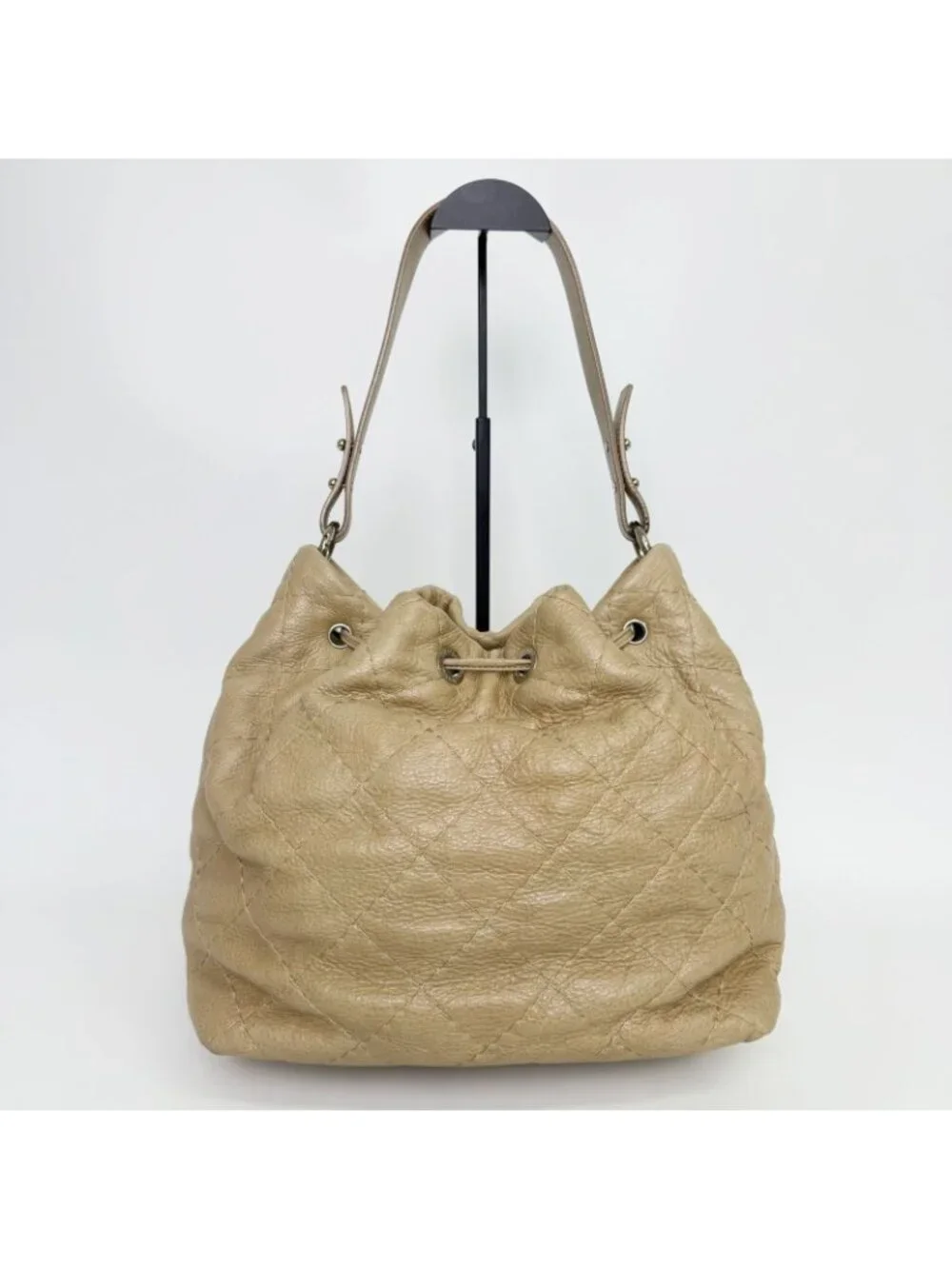 Chanel on the Road Quilted Bucket Shoulder Bag Leather Beige Silver Seal Vintage